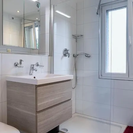 Modernes Im Zentrum Zurich